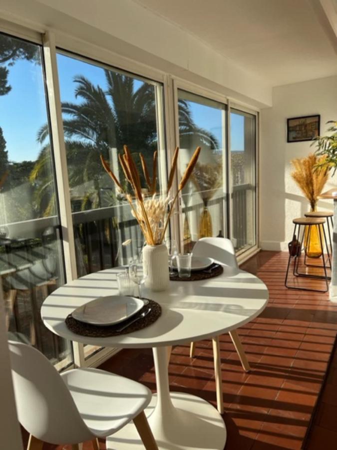 35M With Pool For Couple In Saint Tropez Apartamento Exterior foto